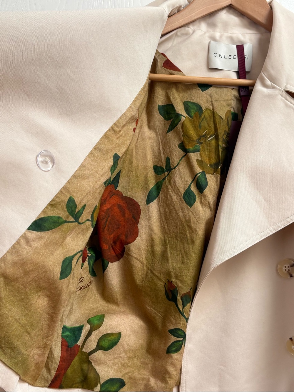 NWT CNLEEWEI CROPPED TRENCH COAT. - Picture 6 of 11